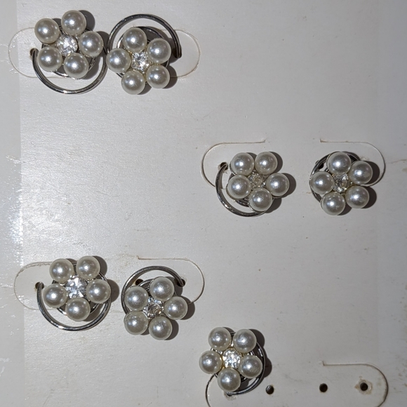 Darling Silver Faux Pearl Earrings Set - Picture 2 of 3